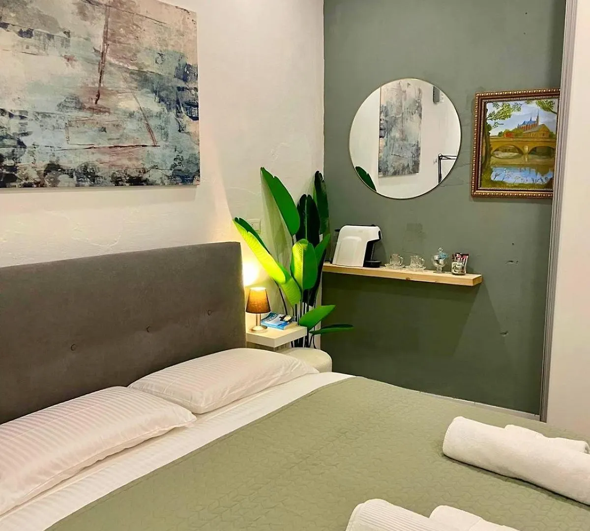 Apartment Angolo Di Santa Lucia Naples
